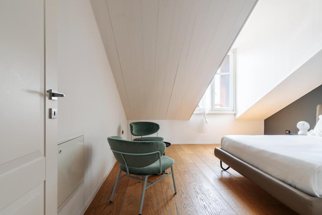 Easyhomes - Brera Luxury Suites Mediolan Zewnętrze zdjęcie