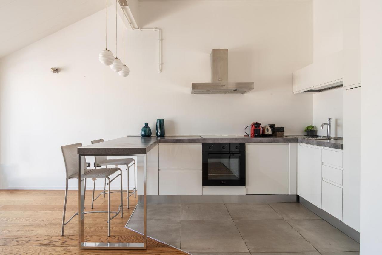 Easyhomes - Brera Luxury Suites Mediolan Zewnętrze zdjęcie